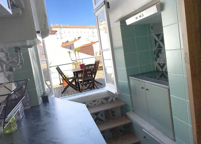 Alfama Patio Apartament