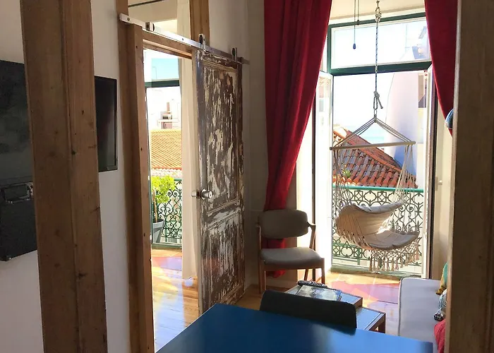 Alfama Patio Apartament