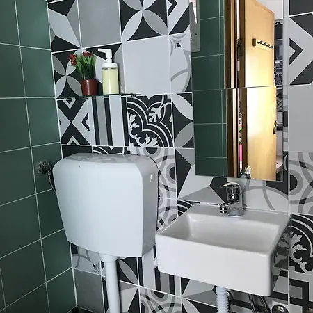 Апартаменты Alfama Patio