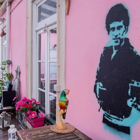 Alfama Patio Апартаменты *