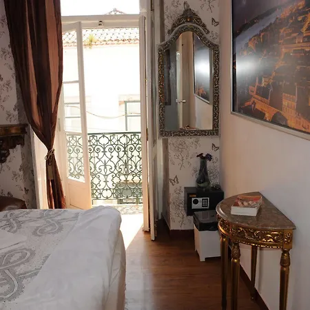 Alfama Patio Апартаменты Лиссабон