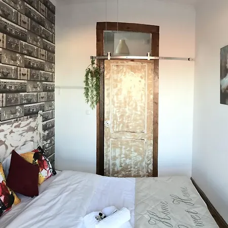 Alfama Patio Apartamento